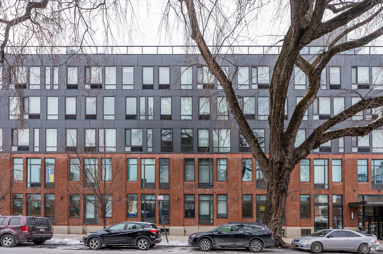 Foto del edificio - The Addition