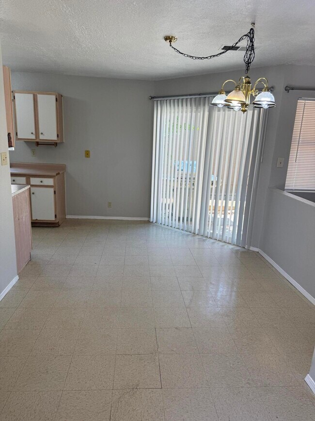 Foto del edificio - 1621 Patti Pl NE