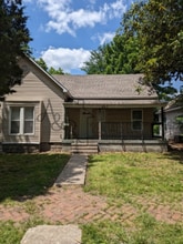 Building Photo - 207 E Park St