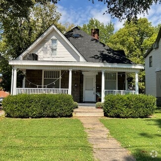 Building Photo - 371 Linden Walk