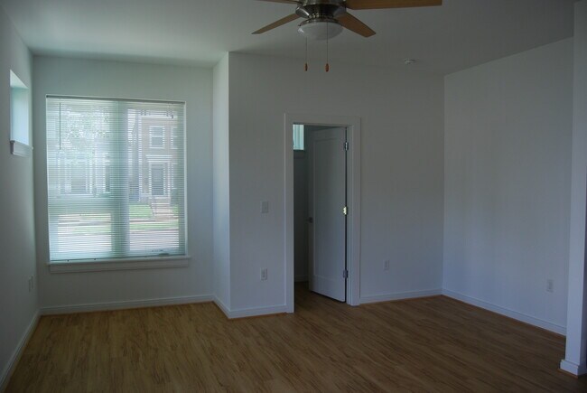 Foto del edificio - 1109 Porter St
