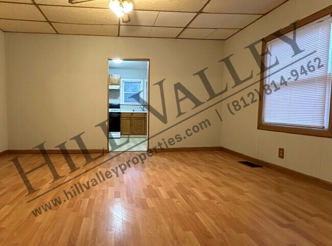 Foto del edificio - Two Bedroom Home