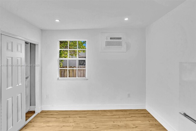 Foto del edificio - 1623 NW 16th Terrace