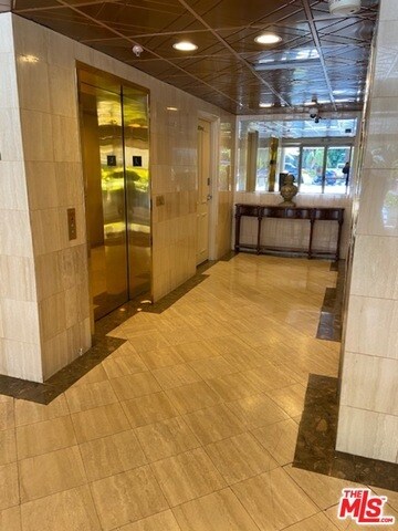 Foto del edificio - 211 California Ave