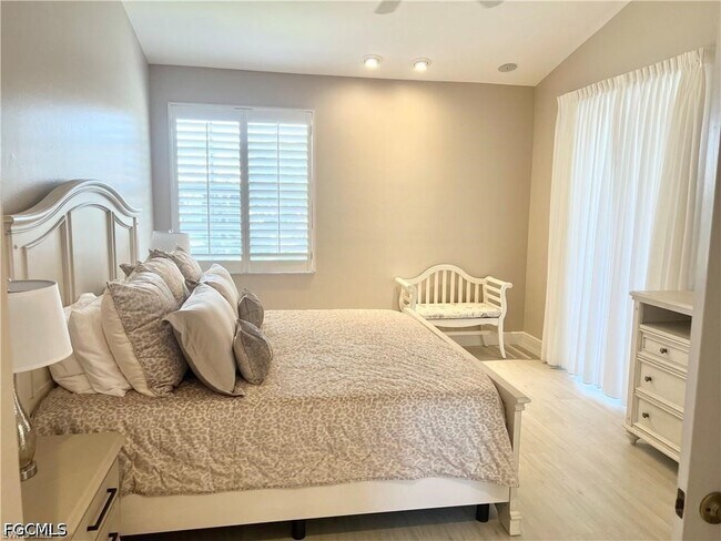 Building Photo - 4510 Riverwatch Dr