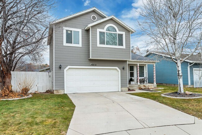 Building Photo - Beautiful Updated West Valley Home