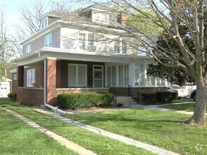 Building Photo - 1021 Potomac Ave