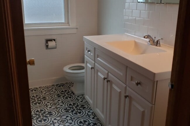 Building Photo - 10350 Kipling St