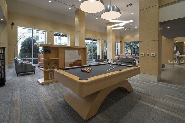 Foto del edificio - 8700-871B Maitland Summit Blvd