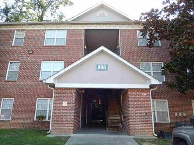 Foto principal - 3000 S Adams St