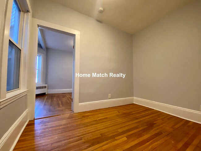 Building Photo - 767 Broadway