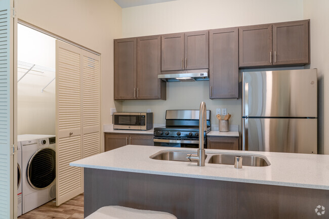 1BR, 1BA, - 696SF - Cocina - Jens Pointe