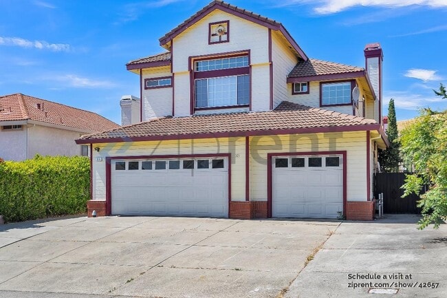 Building Photo - 115 Montego Dr