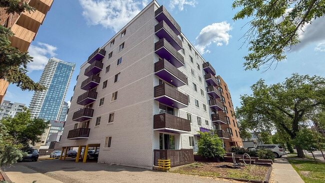 Building Photo - Willmax Apartments