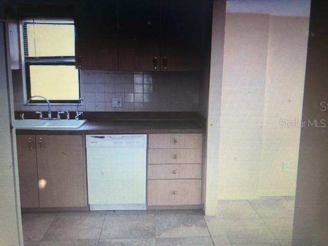 Foto del edificio - 4033 42nd Ave N