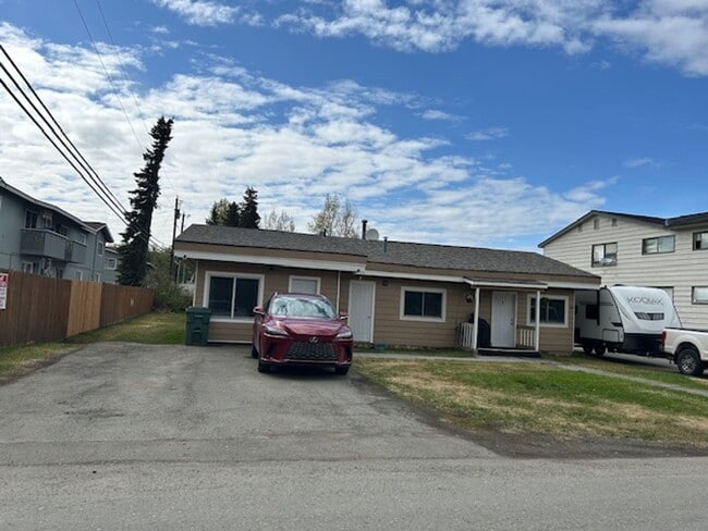 Photo - 144 Grand Larry St Apartment