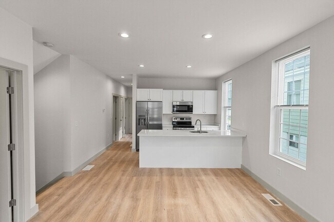 Foto del edificio - 126 Ruggles St