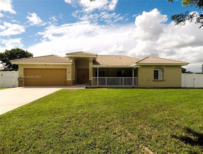 Foto del edificio - 28128 SW 173rd Pl