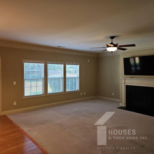 Foto del edificio - 204 Wild Meadow Dr