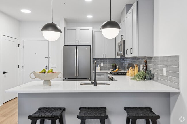 1BR, 1BA - 766SF - Kitchen - Centurion Sleepy Hollow