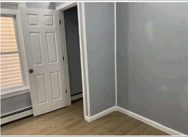 Building Photo - 136 W Clifford St