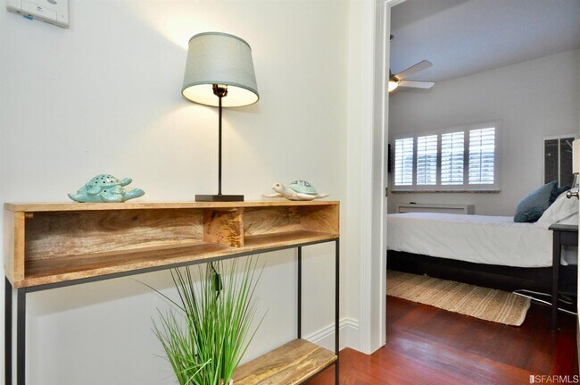 Foto del edificio - 820 North Point St