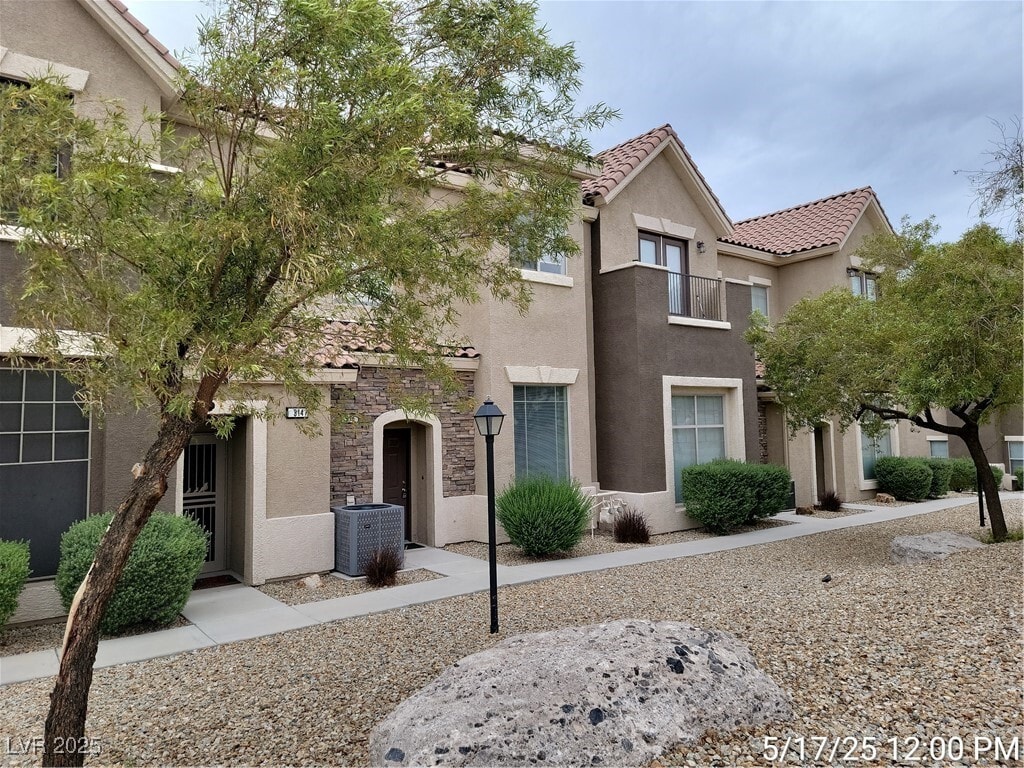 Foto principal - 316 Fountain Crossing Ln