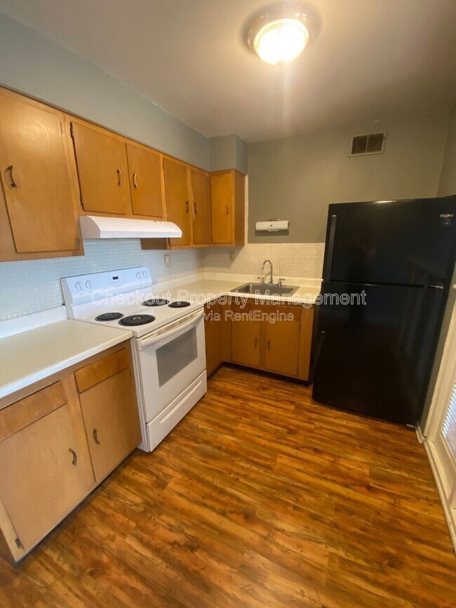 Foto del edificio - 3725 Morgan Ford Rd