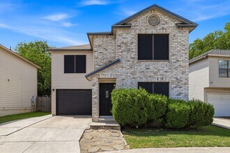 Building Photo - 151 McLennan Oak