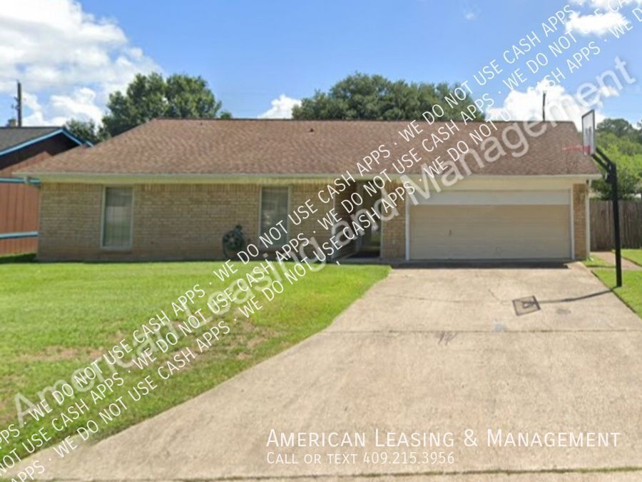 Primary Photo - 3/2 Available in Beaumont's Glen Oaks Addi...