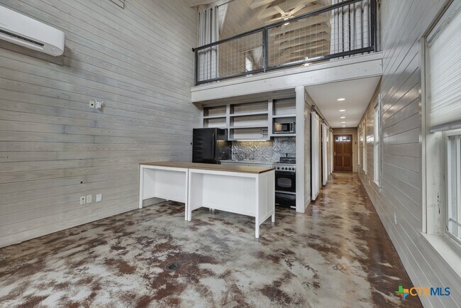 Foto del edificio - 1091 Mulberry Ave