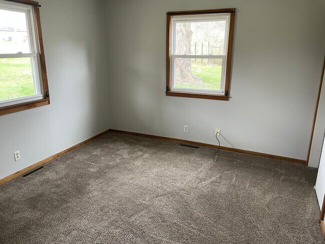 Building Photo - 40 Sea Dr