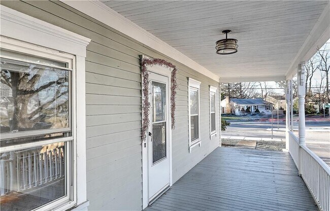 Foto del edificio - 292 Pleasant St