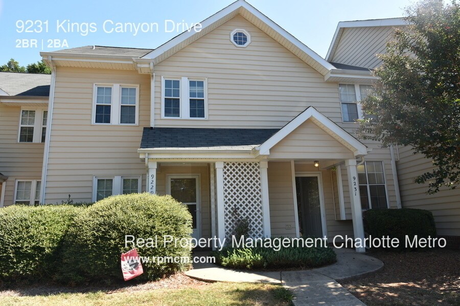 Primary Photo - 9231 Kings Canyon Dr