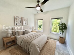 Building Photo - 1099 Briar Cove Cir