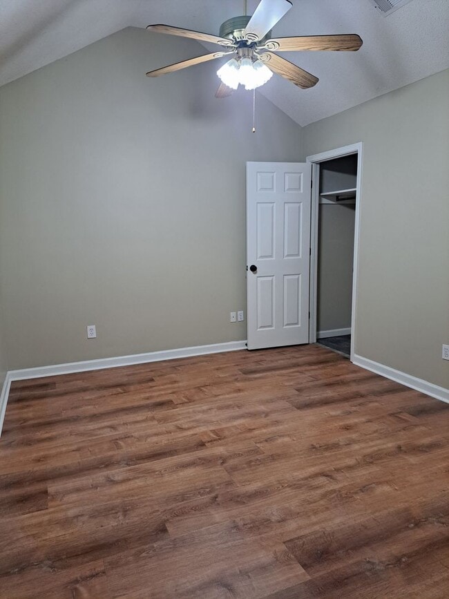 Photo - 3 bed/3 bath House