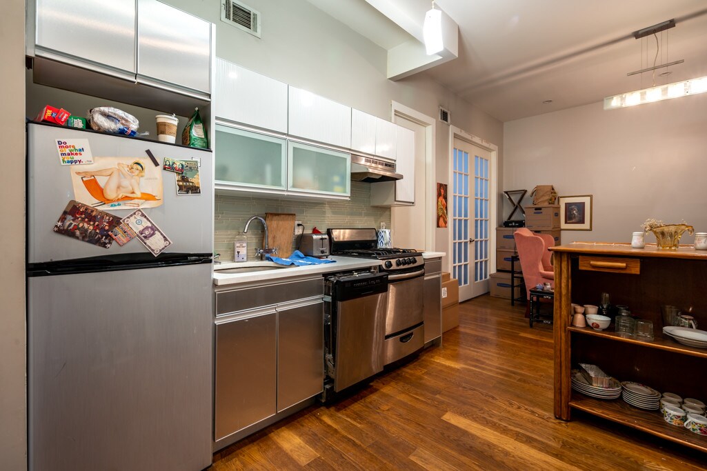 Foto principal - 190 Knickerbocker Ave