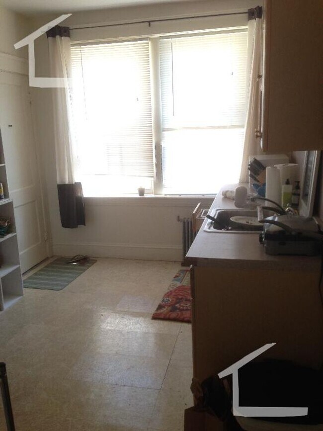 Foto del edificio - Great 3 Bed Available 9/1 in Brookline