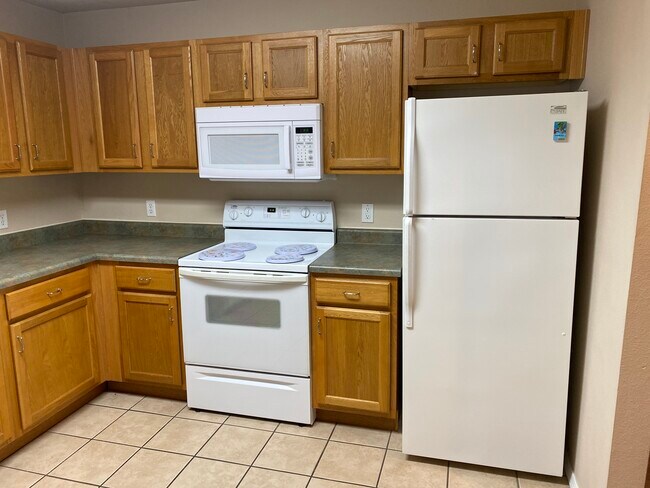 Building Photo - 144 Humanity Ln