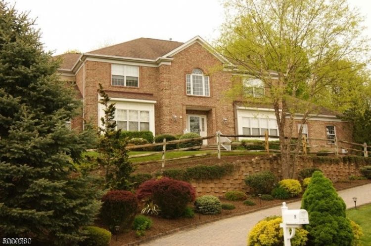 Primary Photo - 18 Kanouse Ln