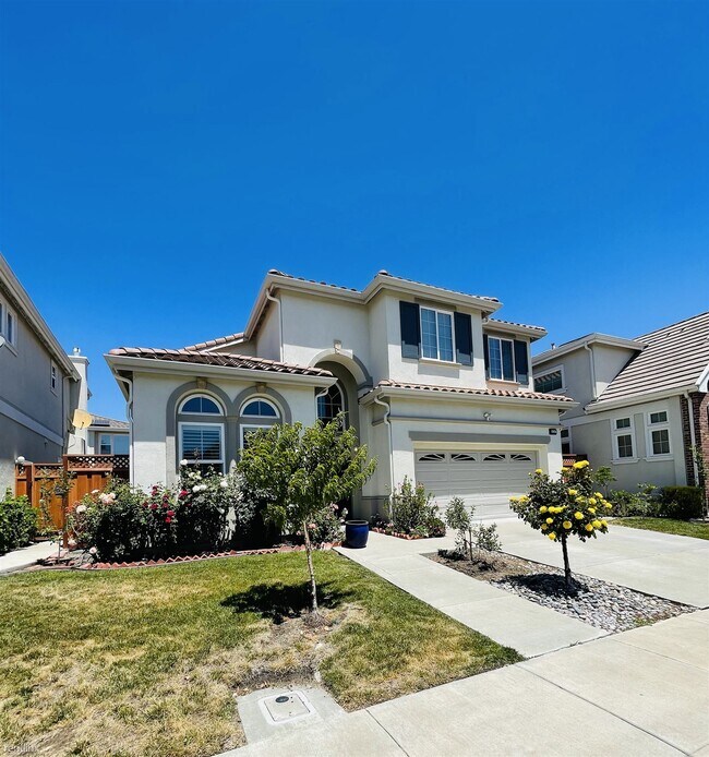 Building Photo - 5 br, 2.5 bath House - 4247 Roscommon Way