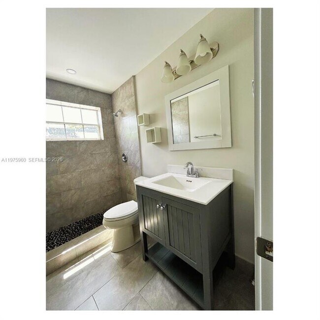 Foto del edificio - 5032 SW 94th Ave