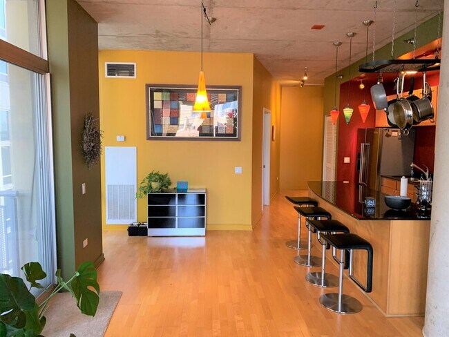 Foto del edificio - 720 N Larrabee St