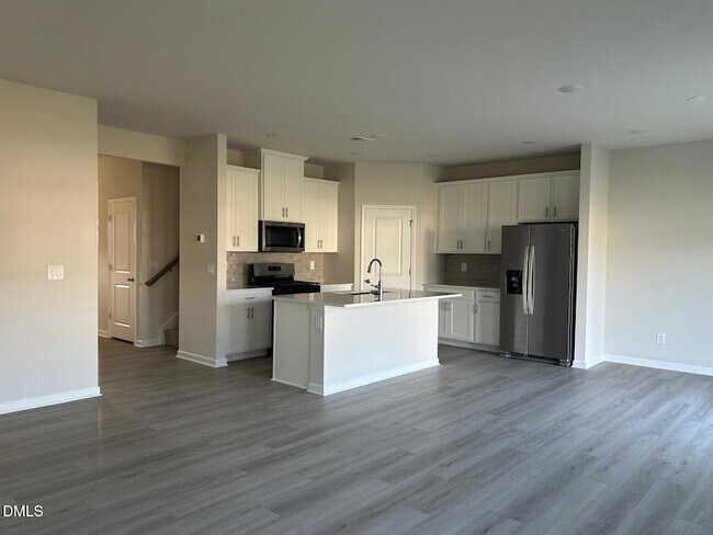 Foto del edificio - 1220 Whitespire Wy