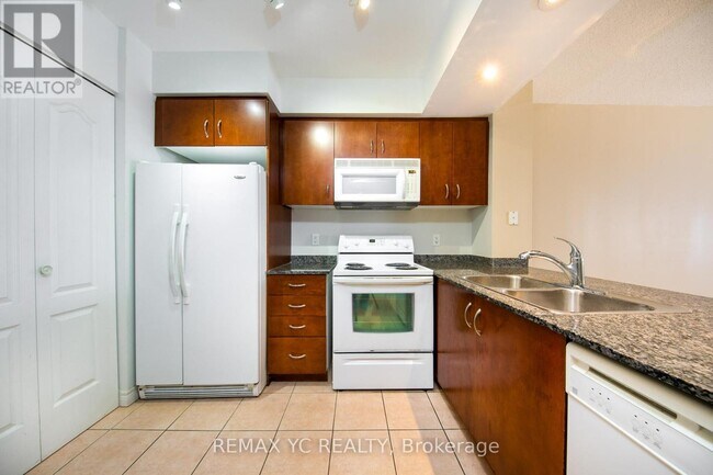 Photo du bâtiment - 38 William Carson Crescent