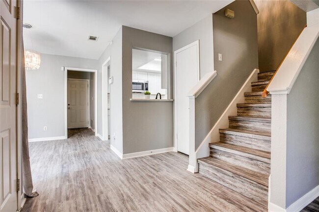 Foto del edificio - 3205 Twinberry Cove