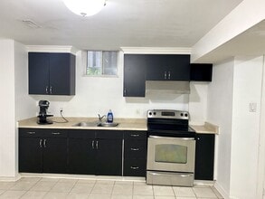 Building Photo - 1 Kettle Crt