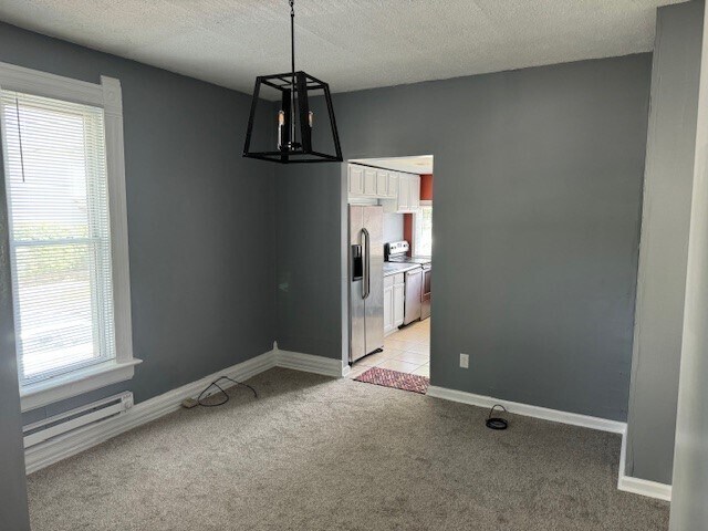 Foto del edificio - 357 W 2nd Ave