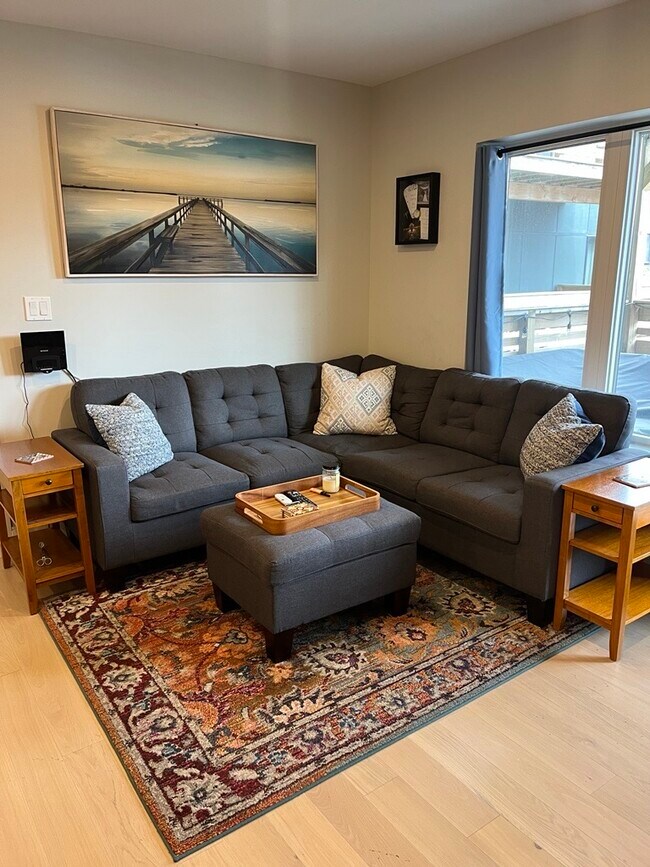 Living room - 25 2nd St