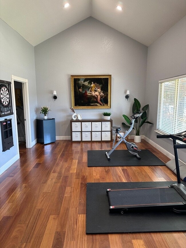 Foto del edificio - 35246 Cornwall Pl